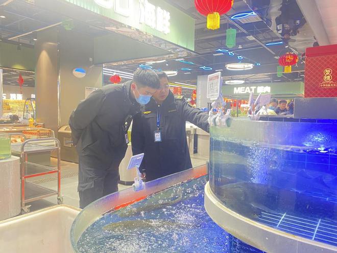 高坪区：“你点我检”护新春“食全食美” 过大年(图1)