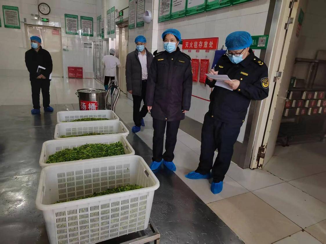滨州市市场监管局开展涉老涉小食品安全专项检查(图2)