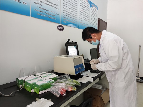 尖草坪区开展散装食品专项检查(图1)
